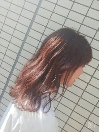 ミディアム 池田 恵久美のヘアスタイル