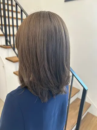 ロング 本澤 朋香のヘアスタイル