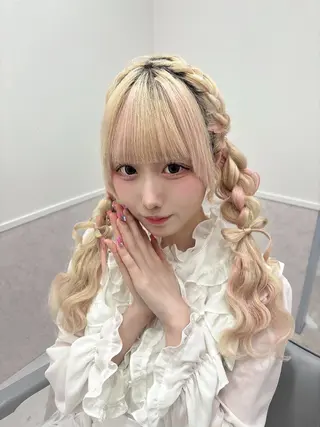 ロング 💎のぼりゆい/大須 ブリーチなしWカラーのヘアスタイル