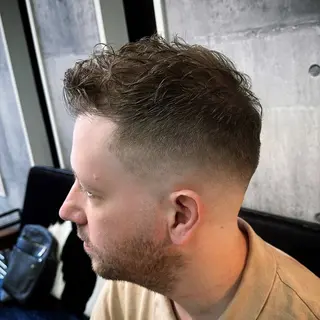 ショート 🥸MENIN 相模 大野メンズ専門🥸のヘアスタイル