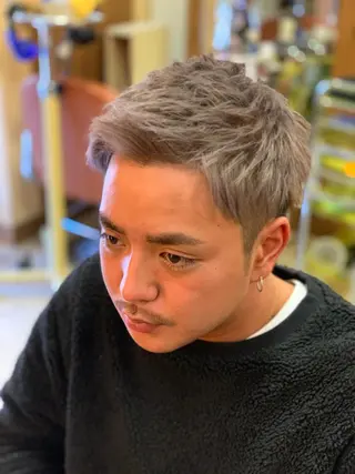 ショート カラー メンズ 砂川 太成のヘアスタイル