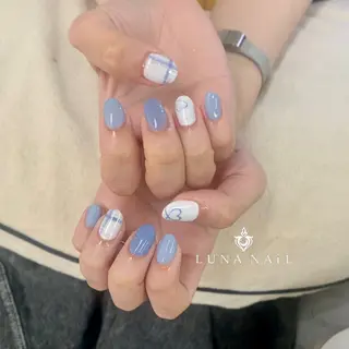 ネイル アトリエ　ミモザ所属・いまむら あかりのネイルデザイン