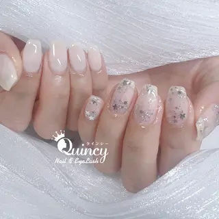 ミディアム Quincy ネイル&アイラッシュのマツエク・マツパデザイン