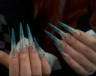 キッズ エリ🫧 nail池袋東口のネイルデザイン