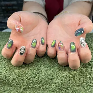 ネイル MHR nailのネイルデザイン