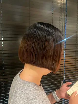 ミディアム rin 🖤〈大宮〉のヘアスタイル