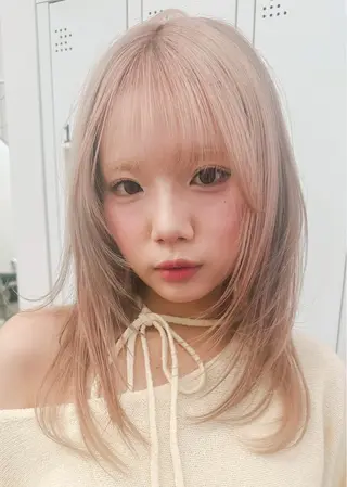 セミロング 村田 灯のヘアスタイル