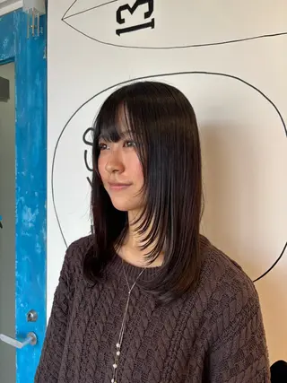 セミロング 菊池 純香のヘアスタイル