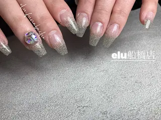 ネイル elu ：nail＆eyeのネイルデザイン