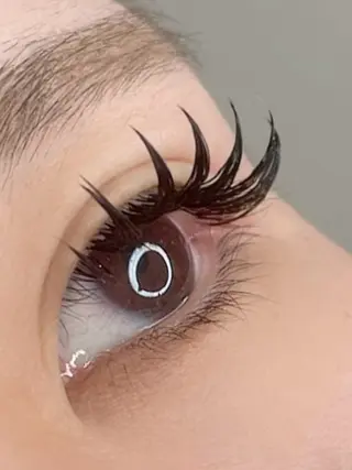 マツエク・マツパ cil shenon【シルシェノン】所属・SAEKA | 大阪 本町|韓国中国風🧸のマツエク・マツパデザイン