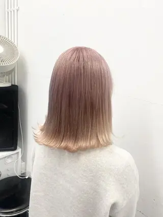 ミディアム サイレント美容師 アイリィのヘアスタイル