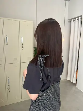 セミロング パーマ 石川 瑠琉のヘアスタイル