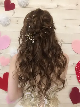 ロング ヘアアレンジ ヘアメイク エンカレッジのヘアスタイル