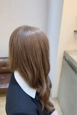 カラー 艶カラー/レイヤー /chere 金剛店のヘアスタイル