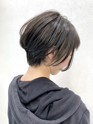 ショート カラー 酸性ストレート/ブリ ーチなし/中村 匠のヘアスタイル