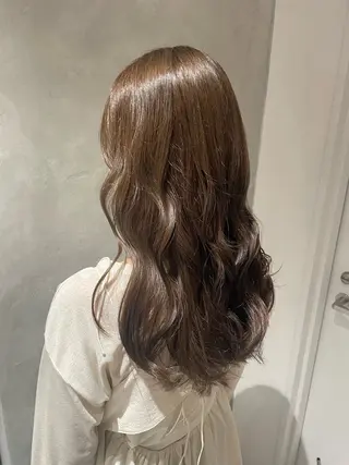 ロング カラー 加藤 未夢のヘアスタイル