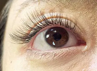 マツエク・マツパ 小沼 絵菜のマツエク・マツパデザイン