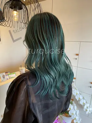 ミディアム カラー ブリーチ👩🦳/ ✂︎MANAMIのヘアスタイル