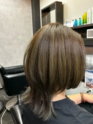 ミディアム 下河 美友のヘアスタイル