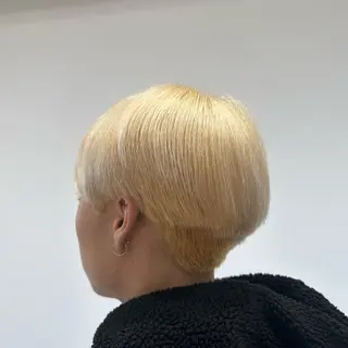 ショート カラー メンズ 勝見 美春のヘアスタイル