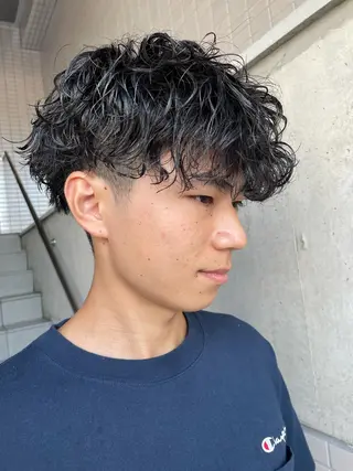 パーマ メンズ 大阪美容師 井上智博のヘアスタイル