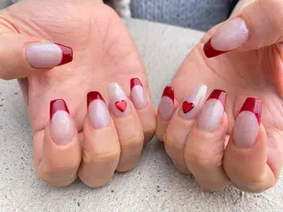 セミロング ネイル ✴︎ Delightのネイルデザイン