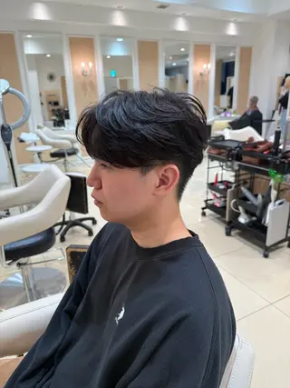 ショート パーマ メンズ メンズ特化型美容師 栗山勇人のヘアスタイル