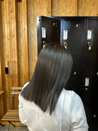 カラー ⛅️柔らかハイトーン ×モテ艶🍒ももかのヘアスタイル