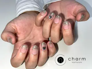 ネイル ネイルルーム チャームのネイルデザイン
