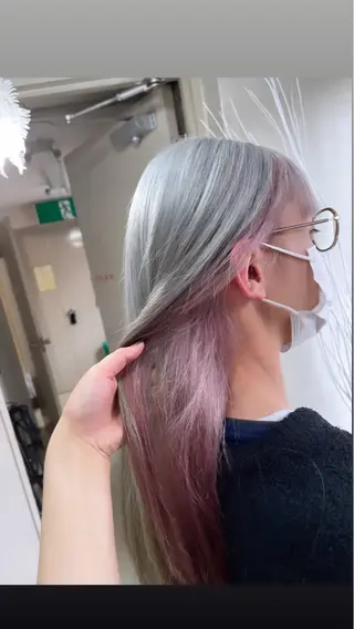 ロング lena🎀 透明感カラー/韓国風のヘアスタイル