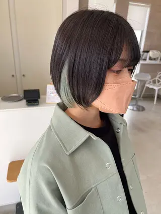 ショート カラー 堀越 美羽のヘアスタイル