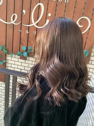 セミロング カラー チバ ヒロトのヘアスタイル