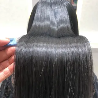 ロング ムトウセイマ/ 縮毛矯正/ブリーチのヘアスタイル