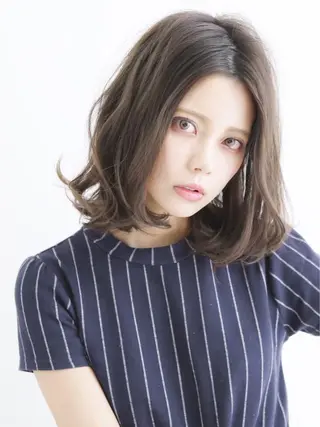 ミディアム 髪質改善カラー🫧＆ レイヤー🕊古川のヘアスタイル