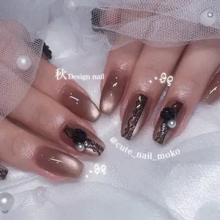 ネイル ️🫧もこ 艶感ネイル🫧のネイルデザイン