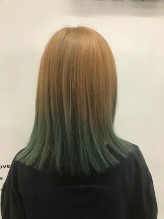 ミディアム カラー 東條 克義のヘアスタイル