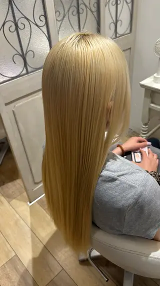 ロング カラー 似合わせ 顔周りYUUGAのヘアスタイル