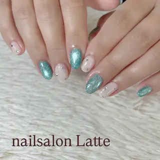 ネイル Nailsalon Latteのネイルデザイン