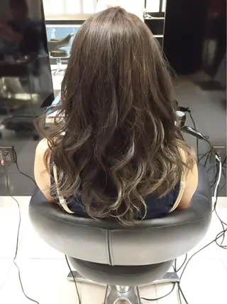 セミロング natsu fujinoのヘアスタイル