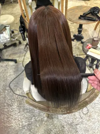 セミロング 美髪矯正 透明感 カラー⭐️ユウキのヘアスタイル
