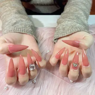 ネイル Jr.ネイリスト🤍 【Alissa】新栄のネイルデザイン