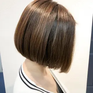 ショート カラー tuuli トゥーリのヘアスタイル