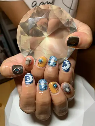 ネイル LAVISH nail salonのネイルデザイン