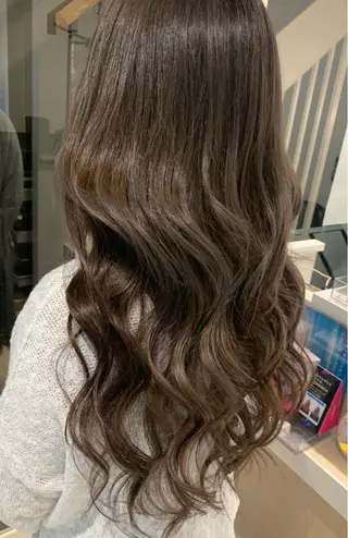 ロング カラー ヘアアレンジ 🎨カラー満足度 500%💫ヅル💫のヘアスタイル