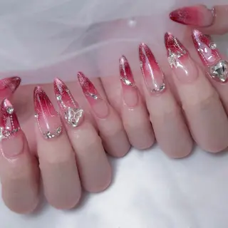 ネイル ユカ‎𖤐y2k/ 堺筋本町/心斎橋のネイルデザイン