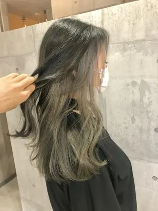 ロング 興津/韓国レイヤー ダブルカラー美髪縮毛のヘアスタイル