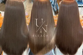 ロング カラー 《髪質改善 UN BLEACH》のヘアスタイル