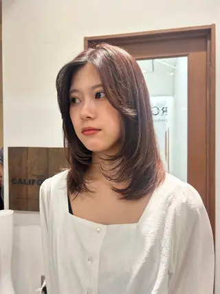 ミディアム カラー ROUIS/ mioのヘアスタイル