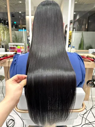 ロング 《ブリーチ/赤み消し /髪質改善》若松良樹のヘアスタイル