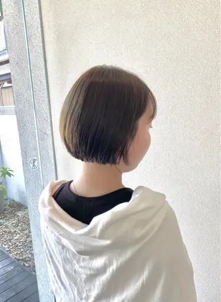 ショート 酸性ストレート/ブリ ーチなしWカラー河本のヘアスタイル
